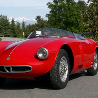 Alfa Romeo 2000.