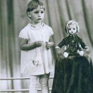 Алла Довлатова