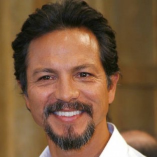 Бенджамин Брэтт