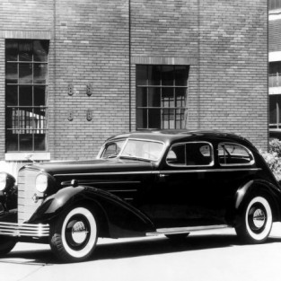 Cadillac Fleetwood 