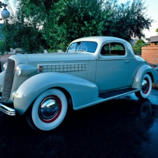 Cadillac V8