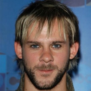 Доминик Монаган