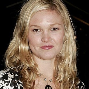 Джулия Стайлз