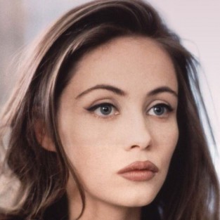 Эммануэль Беар