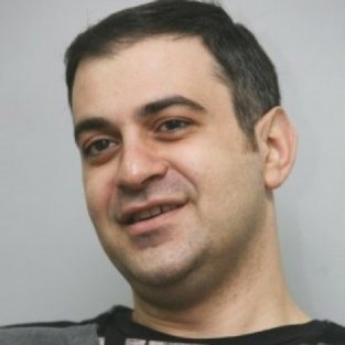 Гарик Мартиросян