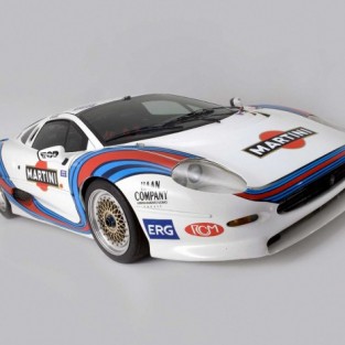 Jaguar XJ220.