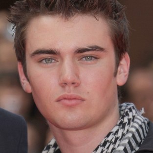 Камерон Брайт