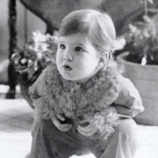 Маленткая Энистон