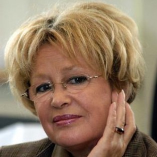 Марина Неёлова