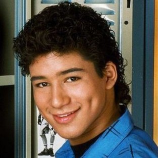 Марио Лопес