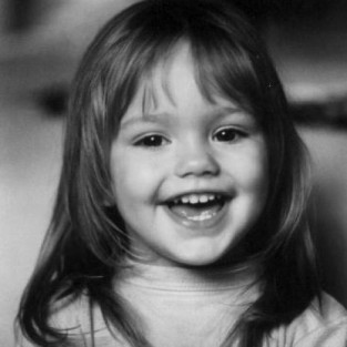 Минка Келли