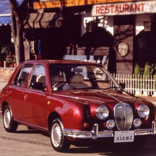 Mitsuoka