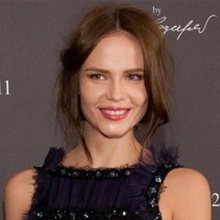 Наташа Поли 