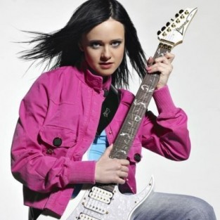 Наташа Щелкова