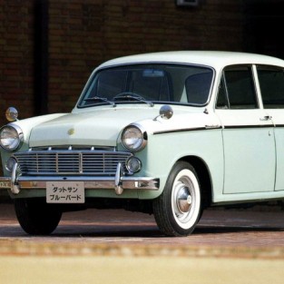 Nissan Bluebird.