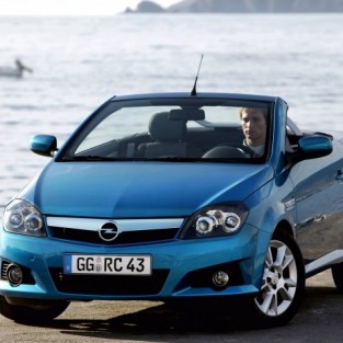 Opel Tigra.