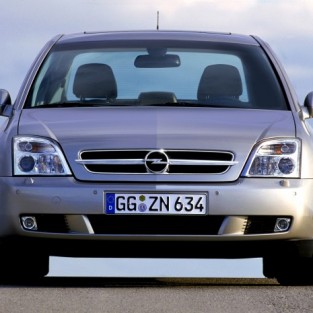 Opel Vectra.