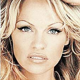 Памела Андерсон