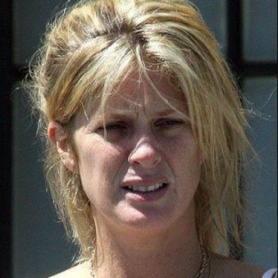 Рейчел Хантер