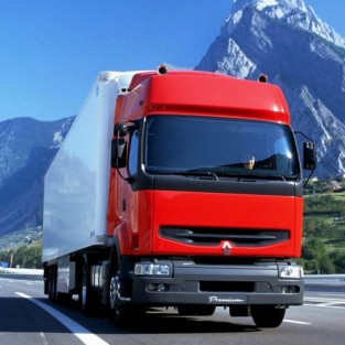 Renault Premium.