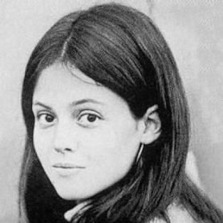 Сигурни Уивер