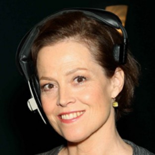 Сигурни Уивер