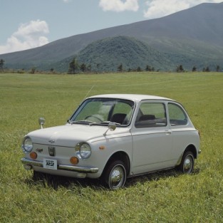 Subaru R2.