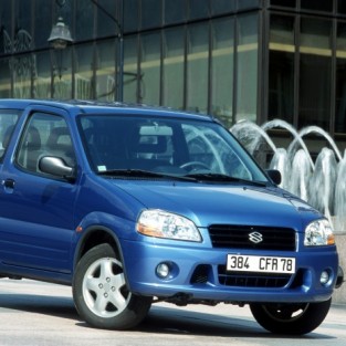 Suzuki Ignis.