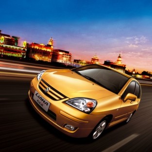Suzuki Liana 