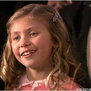 Тейлор Момсен