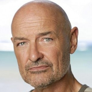 Терри О`Куинн