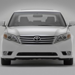 Toyota Avalon. 
