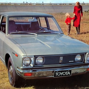 Toyota Carina 