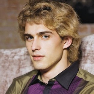 Василий Степанов