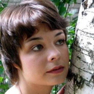 Юлия Захарова