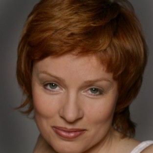 Жанна Эппле