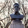 Установили памятник Сноудену