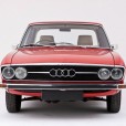 Audi 100.