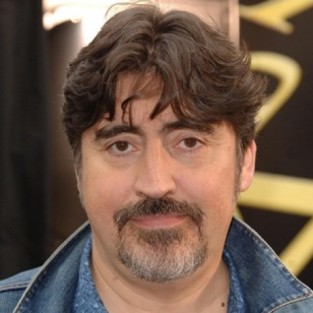 Альфред Молина