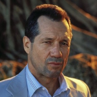 Фред Уорд