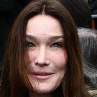 Карла Бруни
